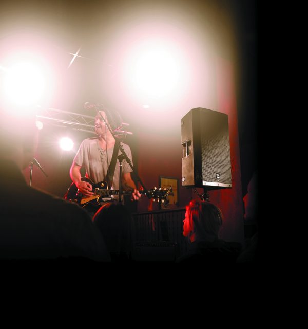 Högtalare 1000 watt iPhone/dator